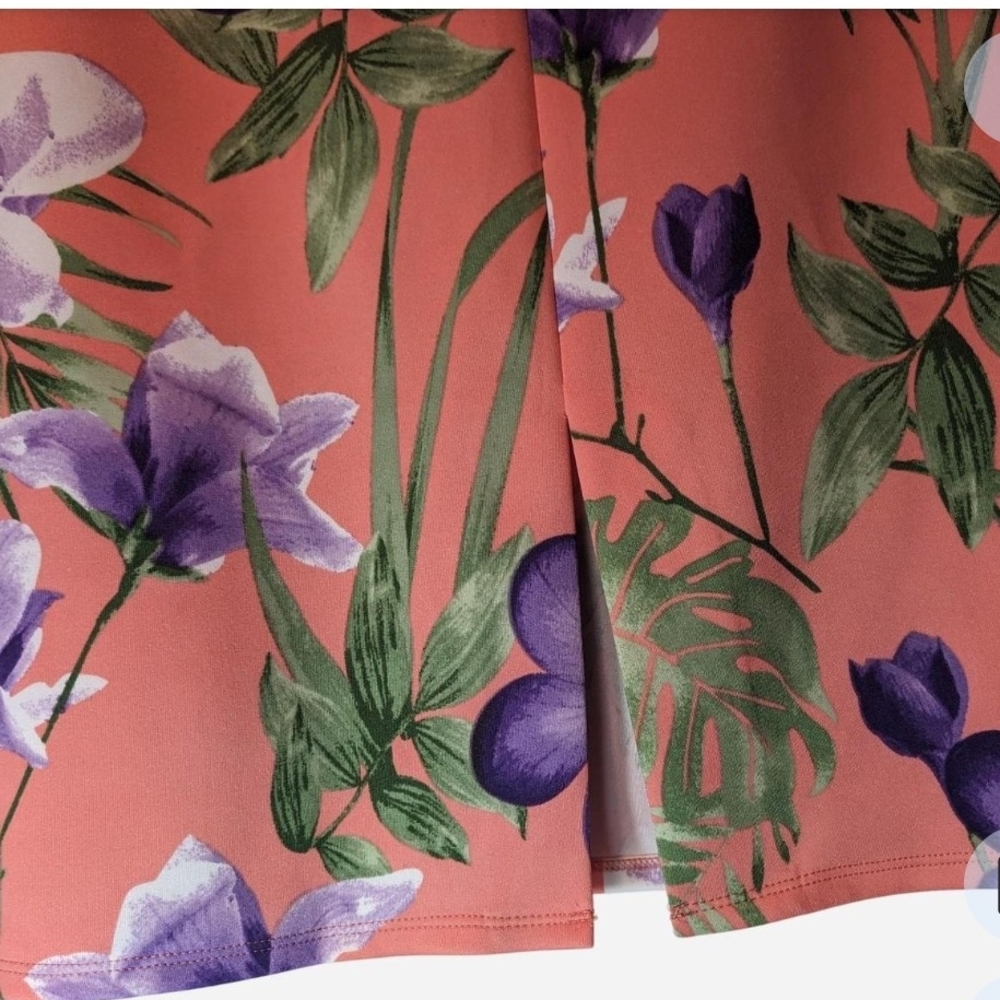 Pre-owned NYC Floral Pencil Skirt - Pink and Purple - Picture 5 of 5